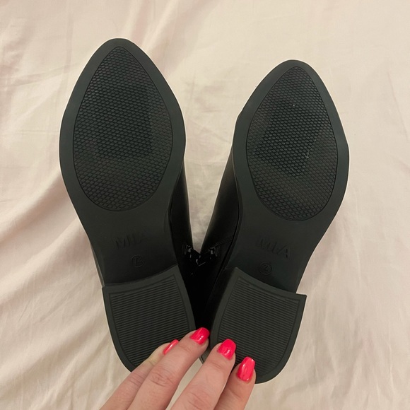 MIA Shyra Studded Buckle Strap Bootie - Picture 8 of 8